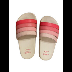 Janie and Jack 9 flip flops